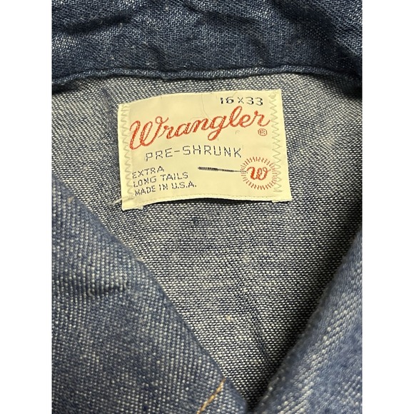 Vintage 70s Wrangler Denim Pearl Snap Western Shirt Made in USA Blue 16 x 33 - Picture 3 of 6